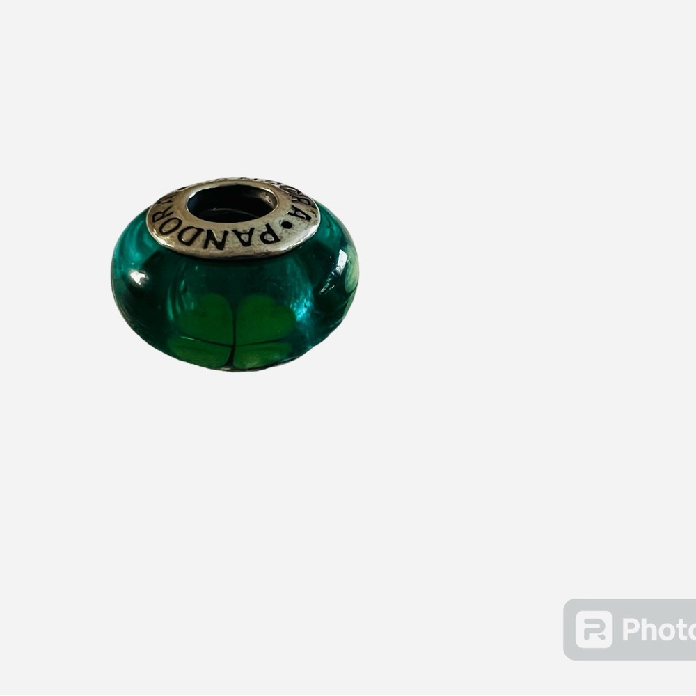Pandora Authentic  Leaf  Clover Murano green used